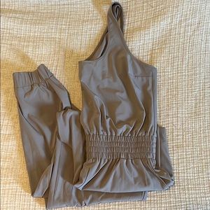 Abercrombie traveler jumpsuit